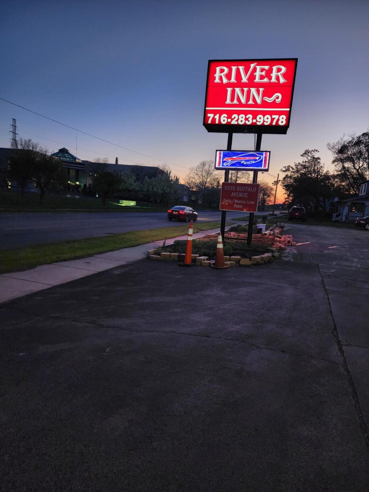 River Inn By Niagara Falls Exterior photo